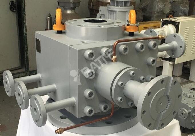 reactor melt transfer pump