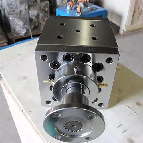 melt gear pump for thermoplastic