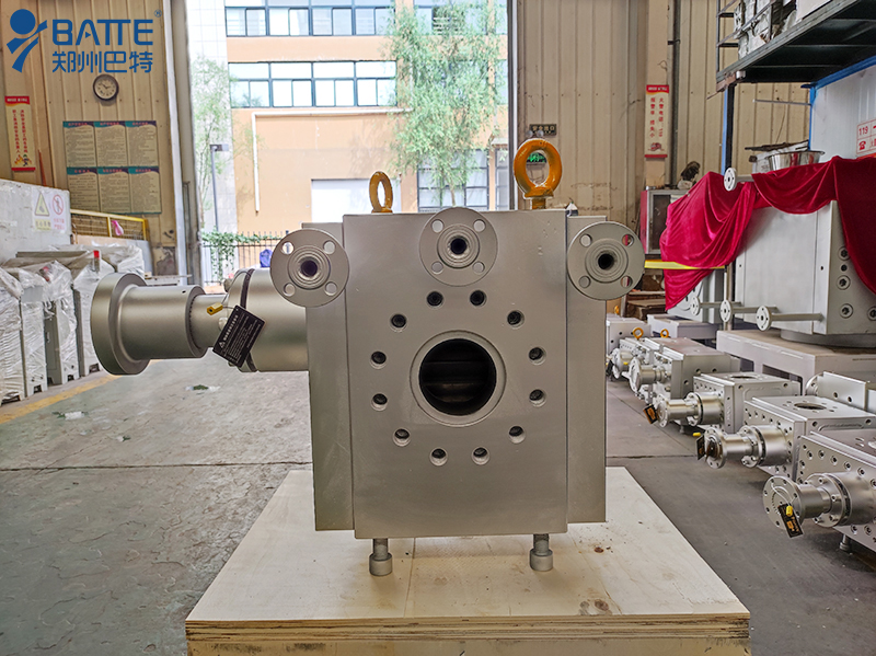 PET extruder melt pump