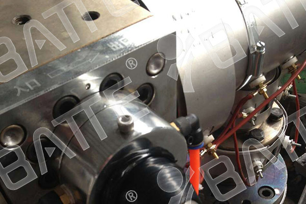 PE drip irrigation belt melt pump