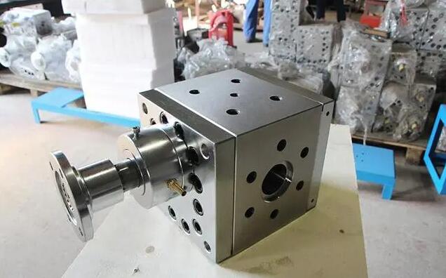 extrusion melt pump