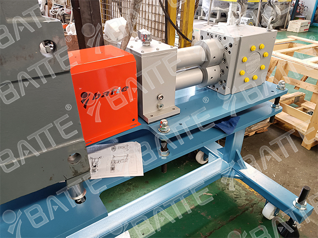 rubber melt pump