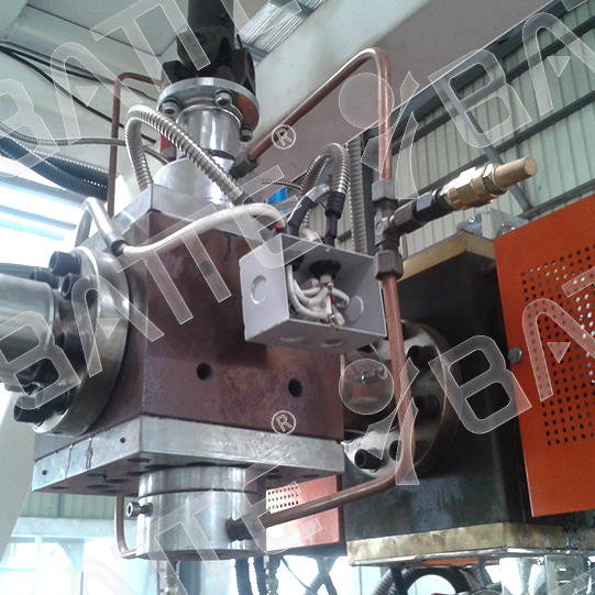 PET sheet extrusion melt pump