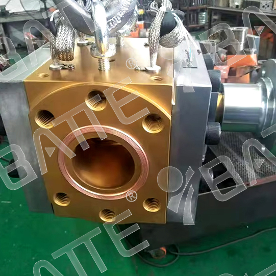 melt pump for extruder
