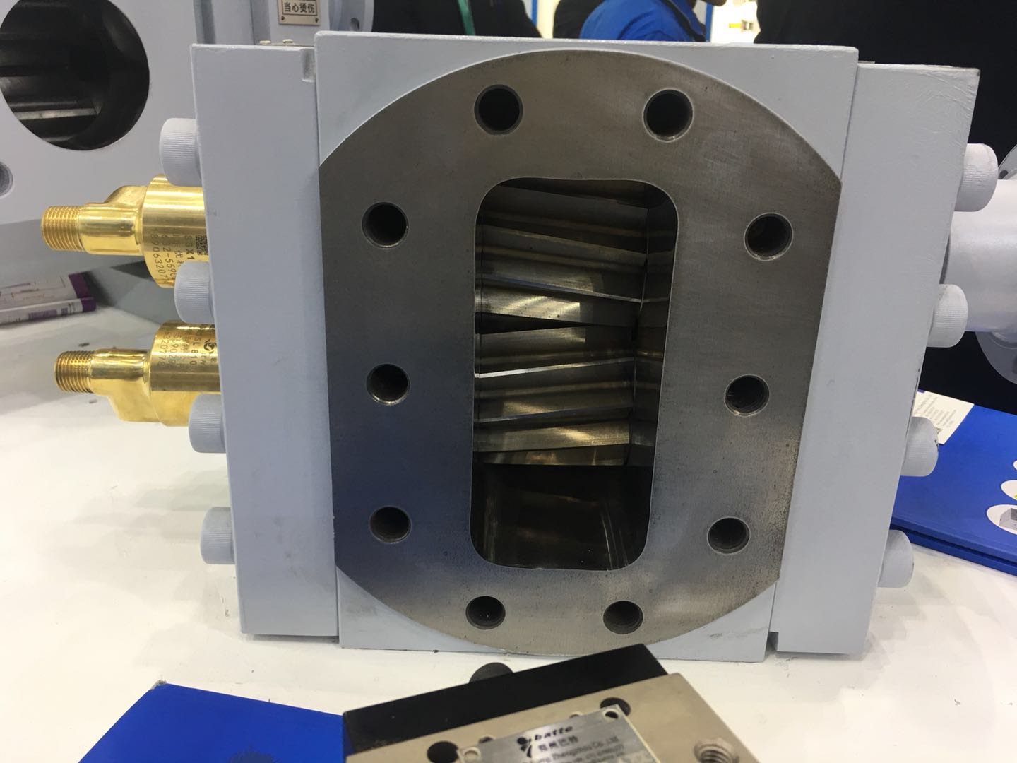 rubber extruder pump