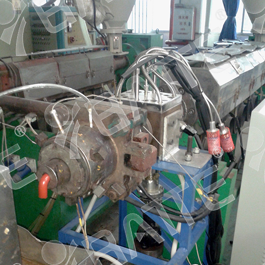 polymer melt gear pump