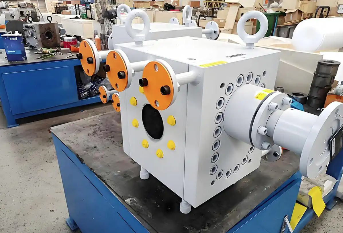 polymer melt gear pump