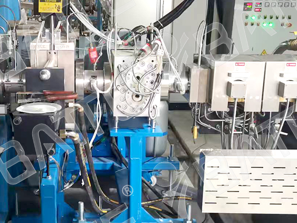 Polymer melt pump