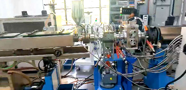 PA12 nylon pipe extrusion melt pump and screen changer