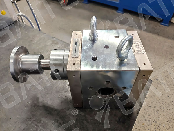 melt pump in extruder