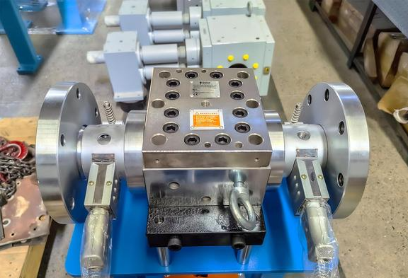 melt pump in extruder