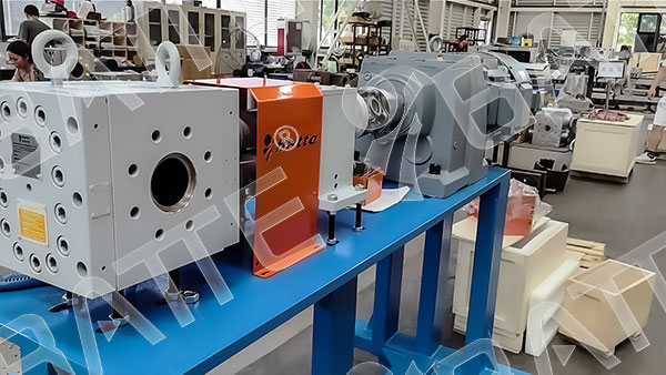 melt pump extrusion