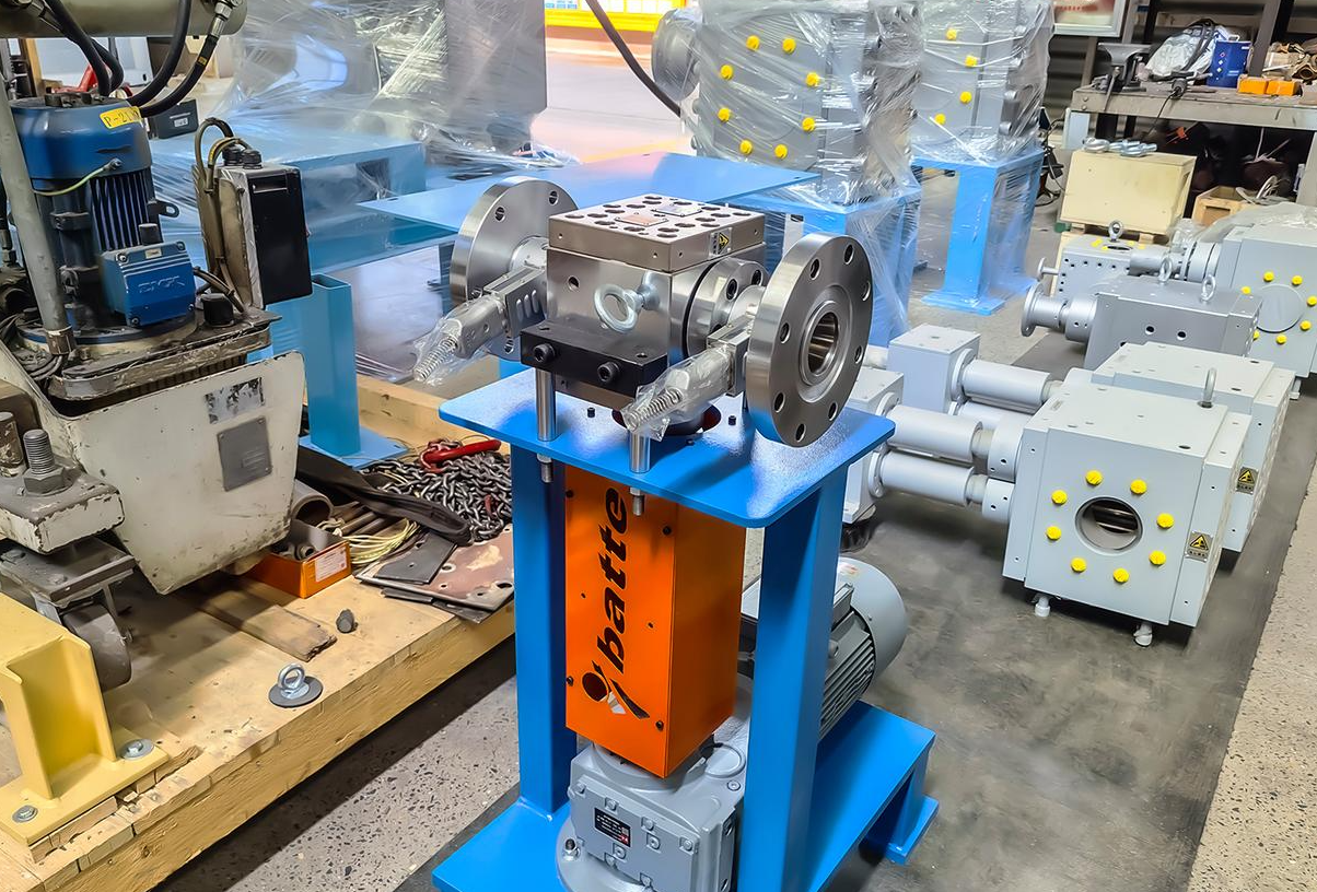 hot melt adhesive extrusion melt pump